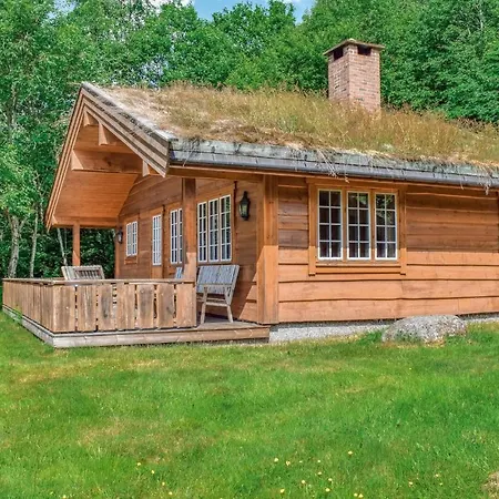Beautiful In With 3 Bedrooms And Wifi *