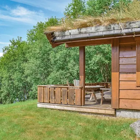 Beautiful In With 3 Bedrooms And Wifi Holiday home *